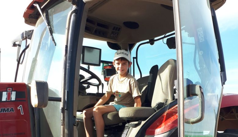 Murray in the tractor